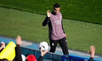 ¡Mbappé regresa a pesar de su lesión!