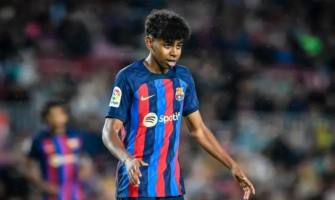 El niño genio se convierte en salvador