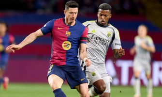 La delantera del Barcelona refuerza su defensa