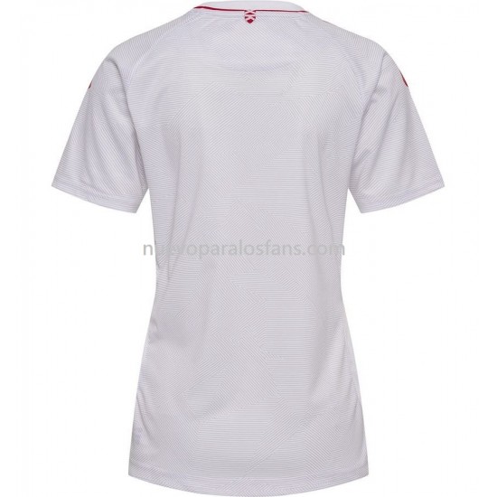 Camiseta de Fútbol Dinamarca Mujer Exterior 2022 Manga Corta